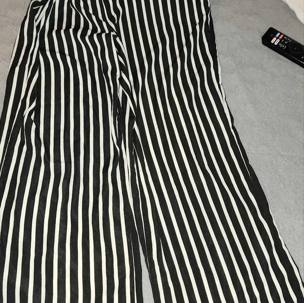 NWT ! JUMPER ! - Picture 6 of 11